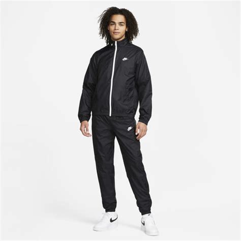 Shop Nike Men's Tracksuits Online in UAE 